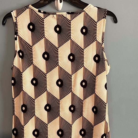 SELLING BYdesing TOP SIZE SMALL COLOR BROWN And CREAM BNWOT SLEEVELESS - Picture 2 of 9